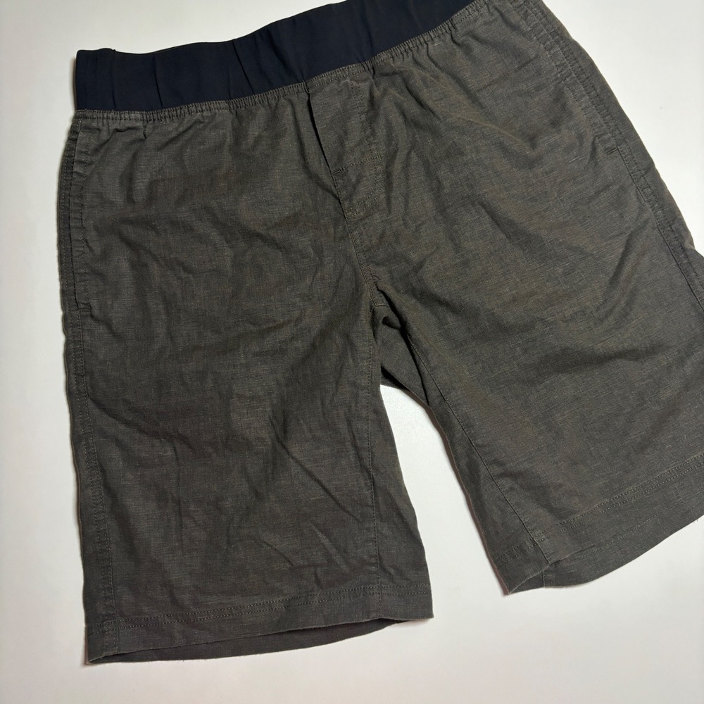 Prana Vaha Shorts Mens Small 10" Inseam Brown Hemp Blend Yoga Climbing Outdoor